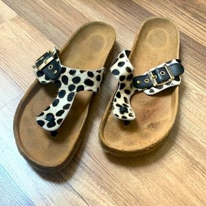 Seychelles Birkenstock like sandals, stylish comfort!